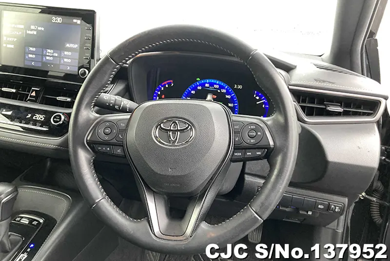 Toyota Corolla Touring in Black for Sale Image 12