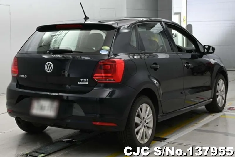 Volkswagen Polo in Black for Sale Image 2
