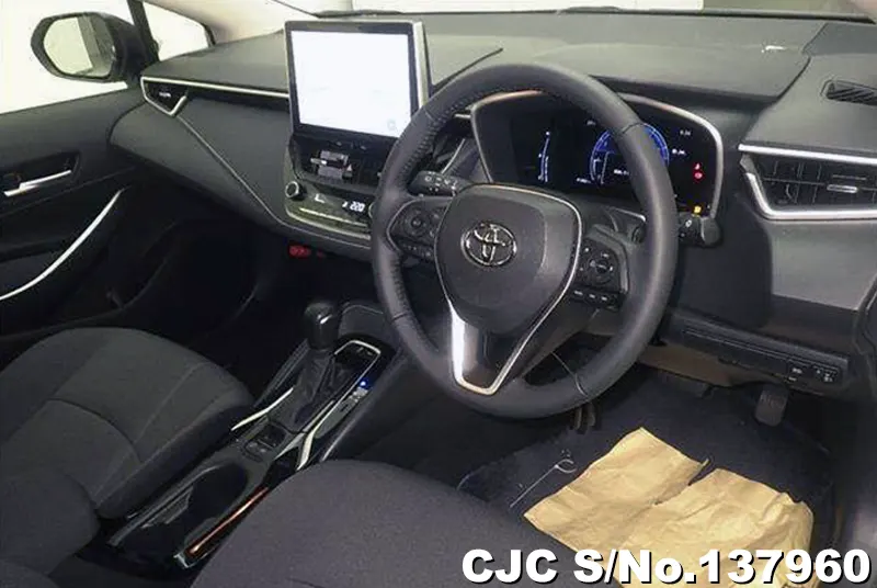 Toyota Corolla Touring in White for Sale Image 2