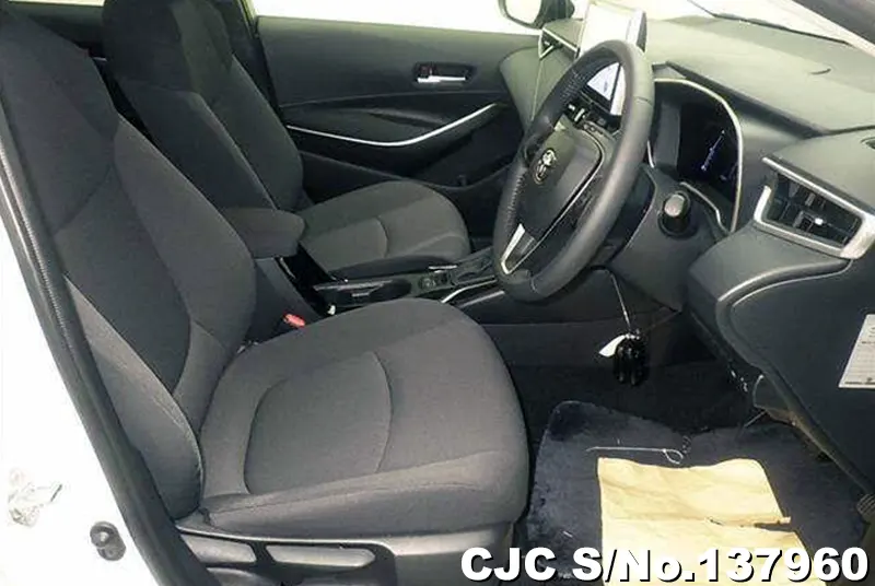 Toyota Corolla Touring in White for Sale Image 4