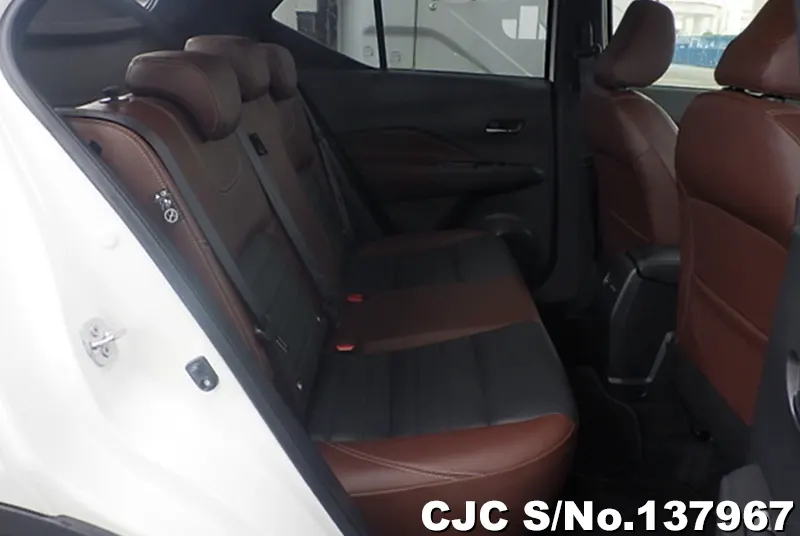 Nissan Kicks in Pearl White for Sale Image 12