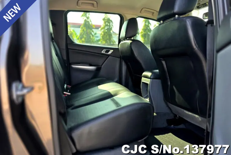 Mazda BT-50 in Brown for Sale Image 11