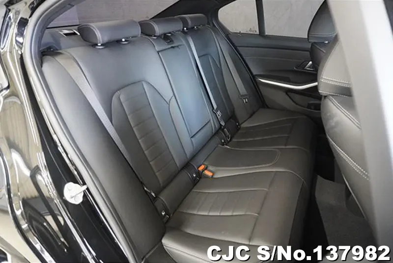 BMW 3 Series in Black for Sale Image 9