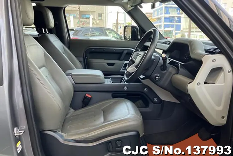 Land Rover Defender in Gun Metallic for Sale Image 11