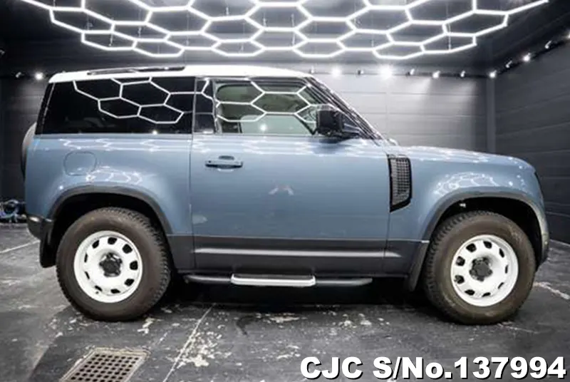 Land Rover Defender in Gray for Sale Image 5