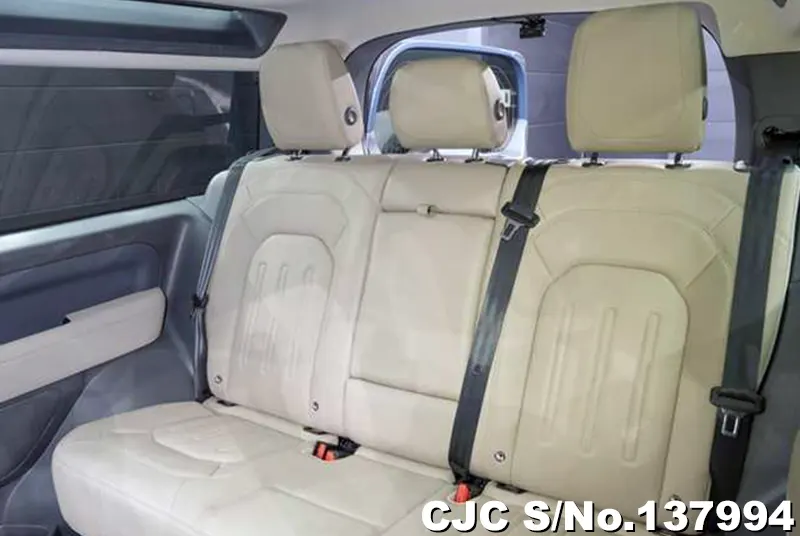 Land Rover Defender in Gray for Sale Image 11