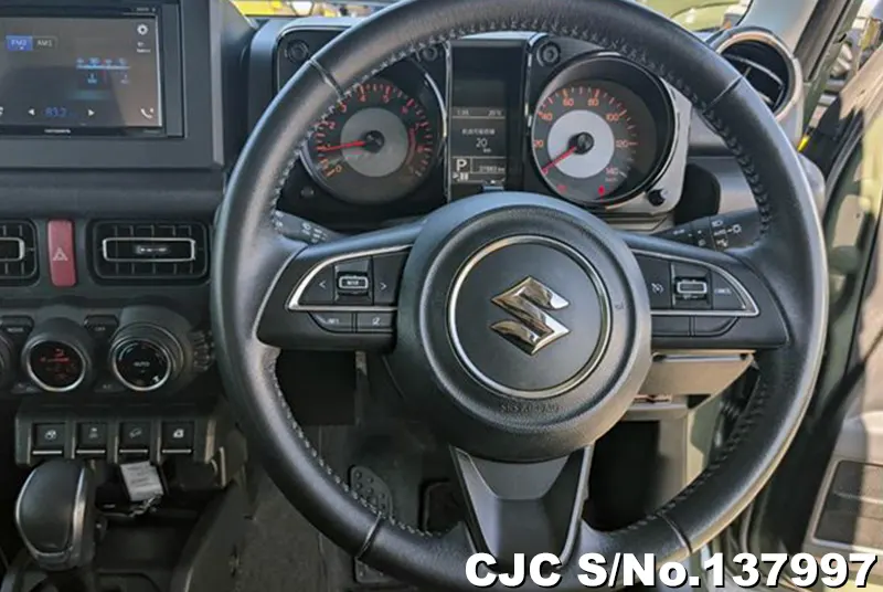Suzuki Jimny in Green for Sale Image 13