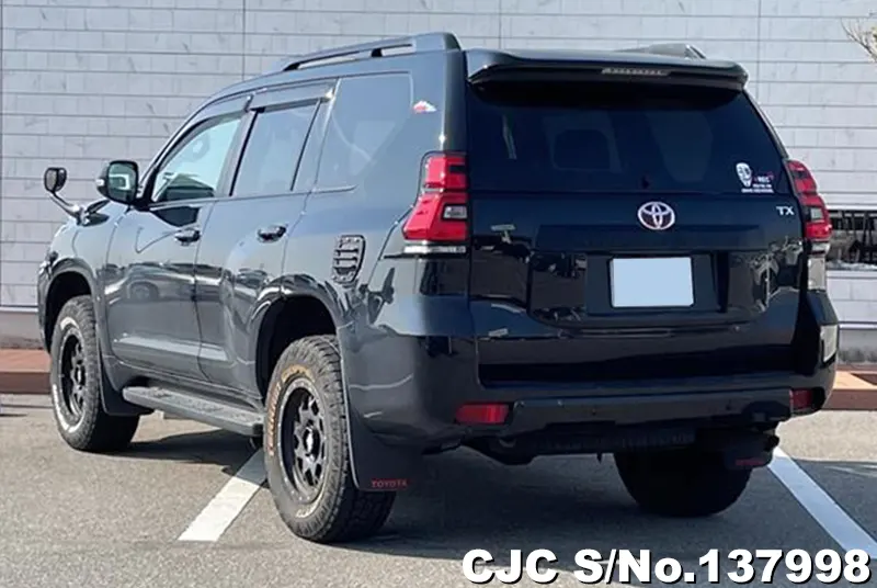 Toyota Land Cruiser Prado in Black for Sale Image 1