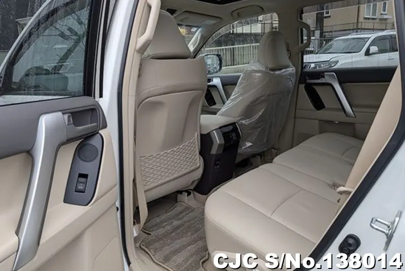 Toyota Land Cruiser Prado in Pearl for Sale Image 14