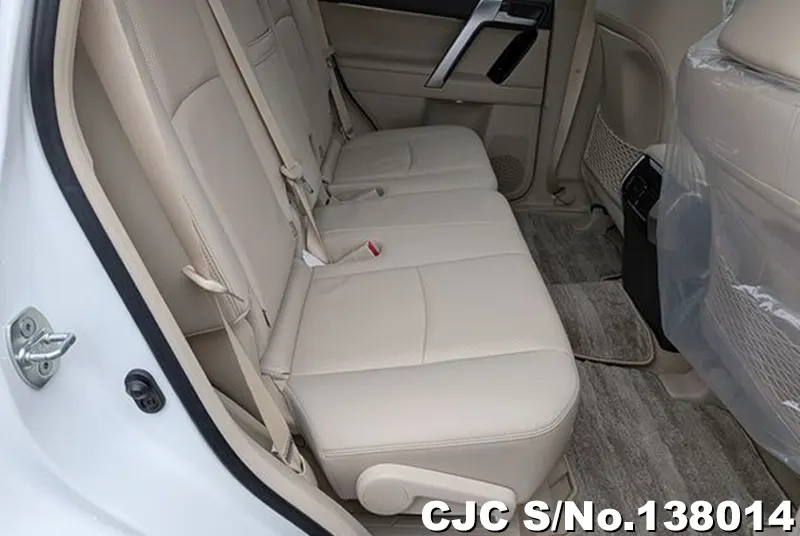 Toyota Land Cruiser Prado in Pearl for Sale Image 15