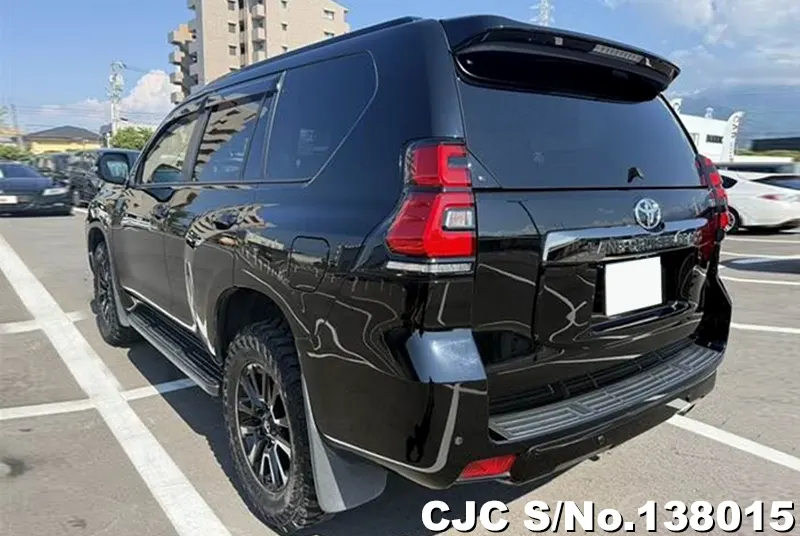 Toyota Land Cruiser Prado in Black for Sale Image 1