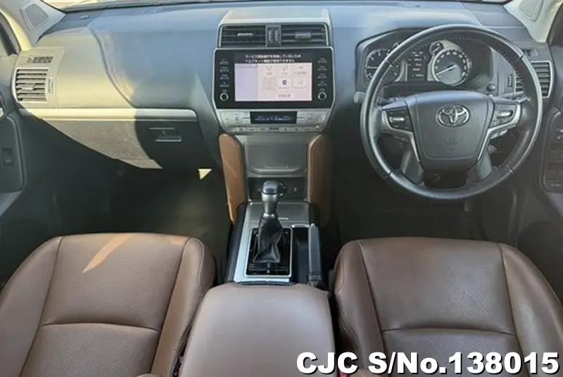 Toyota Land Cruiser Prado in Black for Sale Image 9