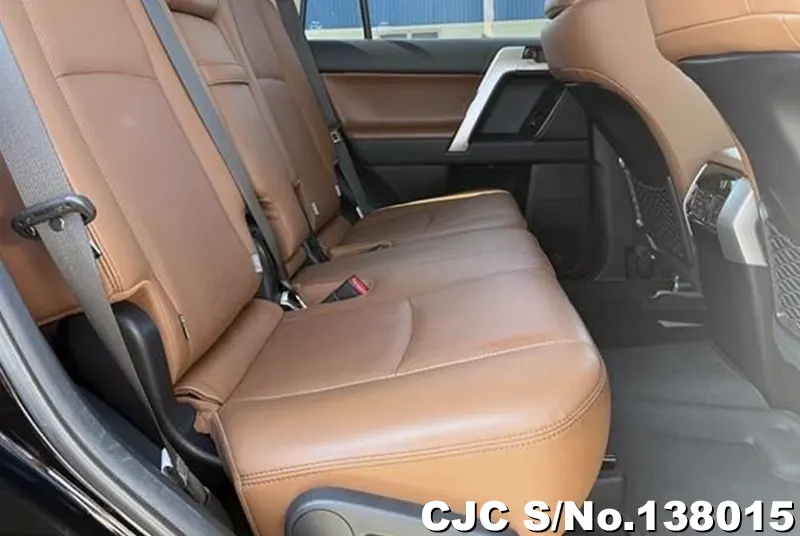 Toyota Land Cruiser Prado in Black for Sale Image 12