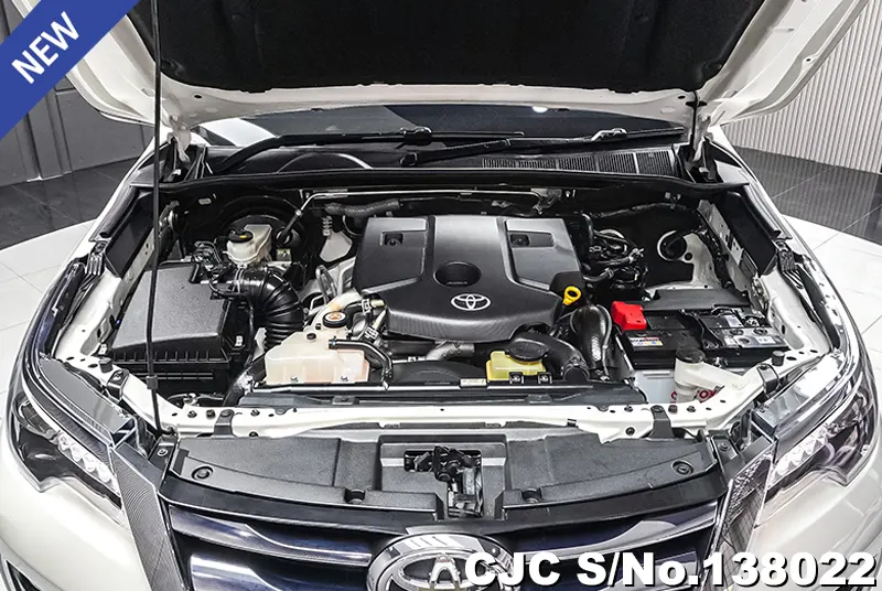 Toyota Fortuner in White for Sale Image 16