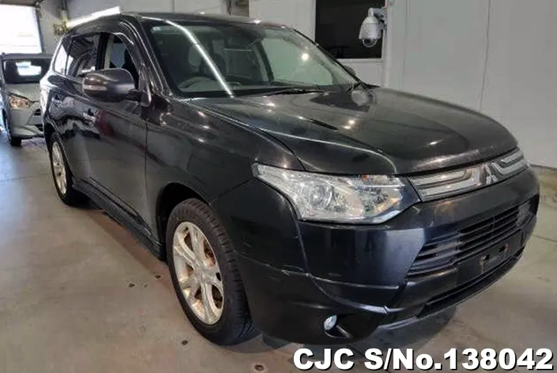 Mitsubishi / Outlander 2013