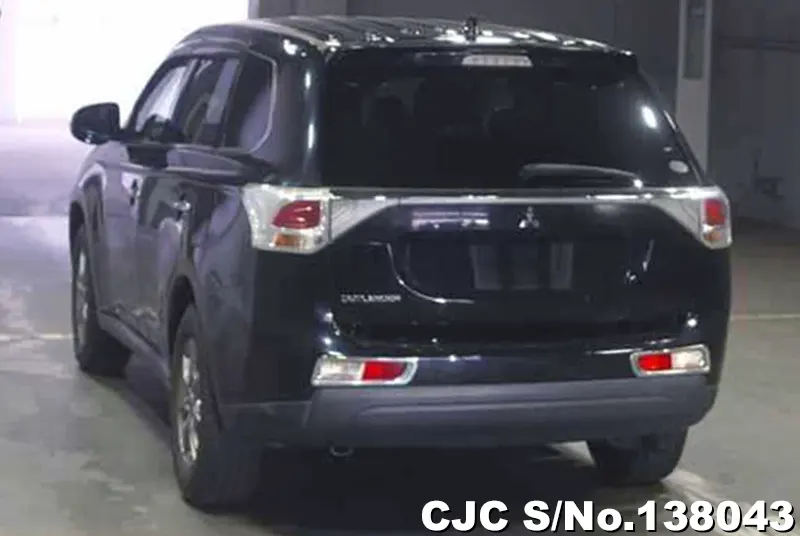 Mitsubishi Outlander in Black for Sale Image 1