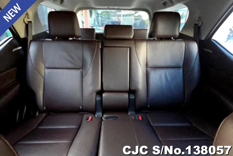 Toyota Fortuner in Silver for Sale Image 9