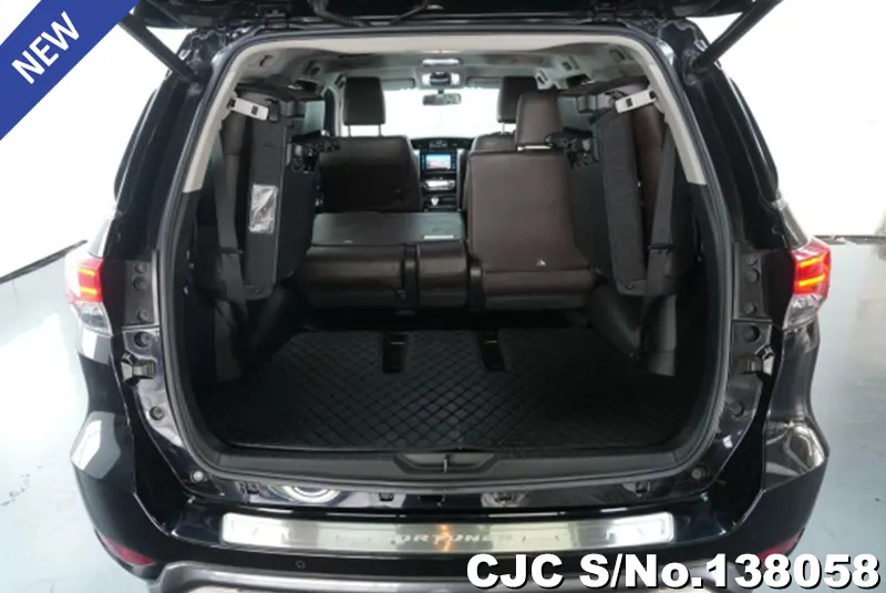 Toyota Fortuner in Black for Sale Image 6