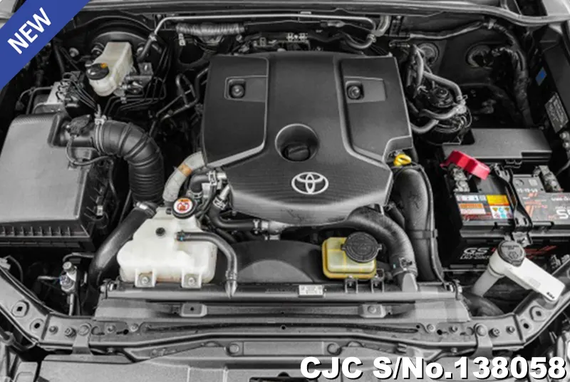 Toyota Fortuner in Black for Sale Image 11