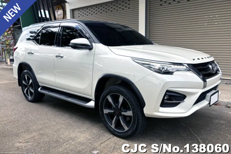 Toyota / Fortuner 2019