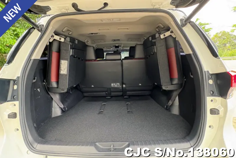 Toyota Fortuner in White for Sale Image 3