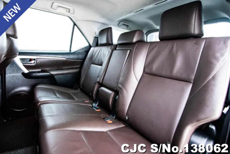Toyota Fortuner in Black for Sale Image 7