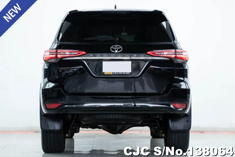 Toyota Fortuner in Black for Sale Image 3