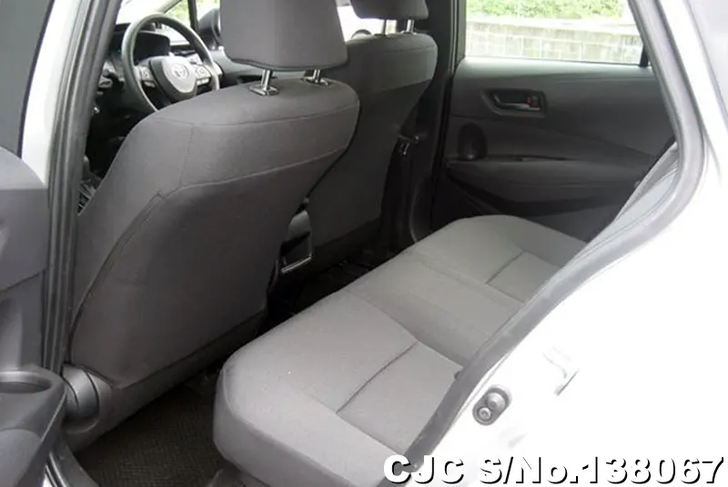 Toyota Corolla Touring in Silver for Sale Image 11