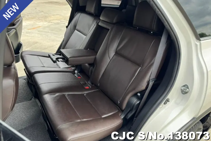 Toyota Fortuner in White for Sale Image 8