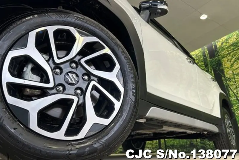 Suzuki Fronx in Pearl for Sale Image 12