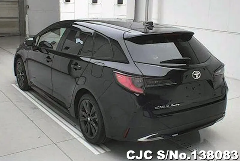 Toyota Corolla Touring in Black for Sale Image 1