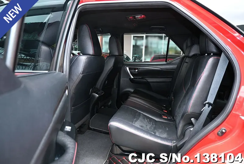 Toyota Fortuner in Red for Sale Image 9