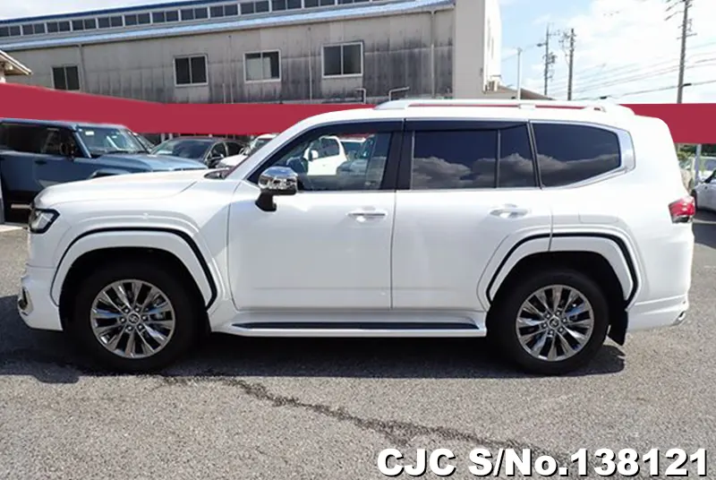 Toyota Land Cruiser in Pearl for Sale Image 7