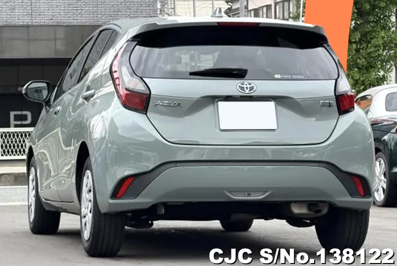 Toyota Aqua in Gray for Sale Image 1