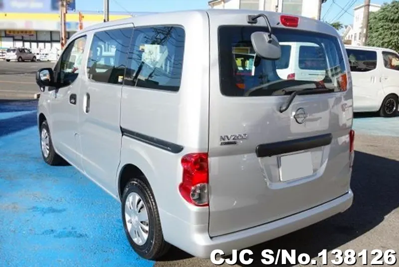 Nissan NV200 in Silver for Sale Image 1