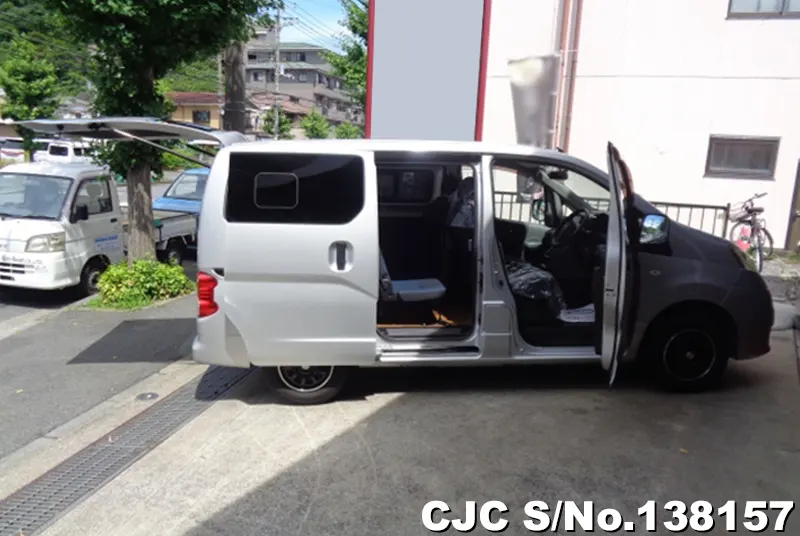 Nissan NV200 in Silver for Sale Image 8