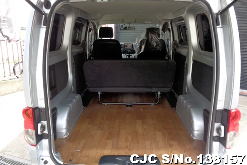Nissan NV200 in Silver for Sale Image 10