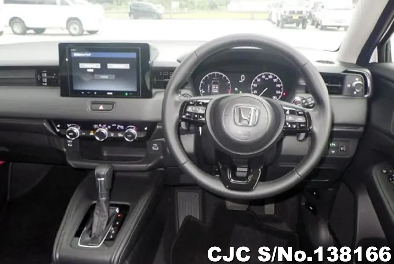 Honda Vezel in Pearl for Sale Image 2