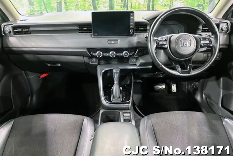 Honda Vezel in White for Sale Image 1