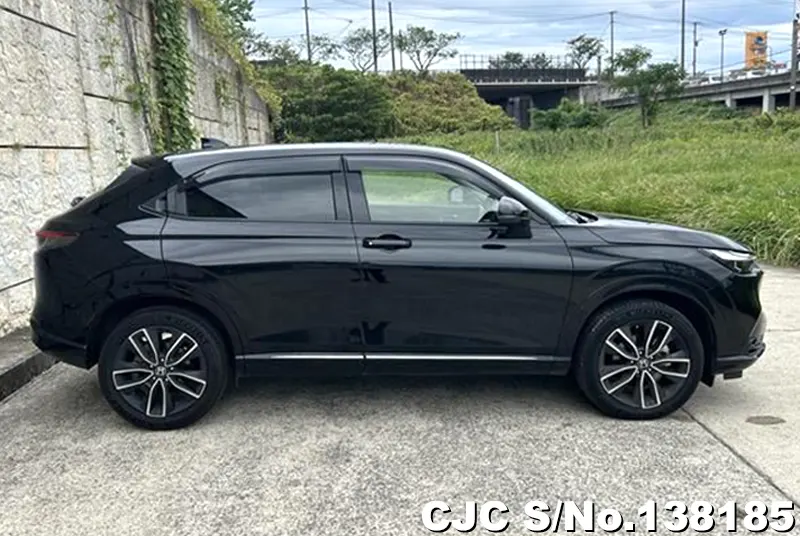 Honda Vezel in Black for Sale Image 4