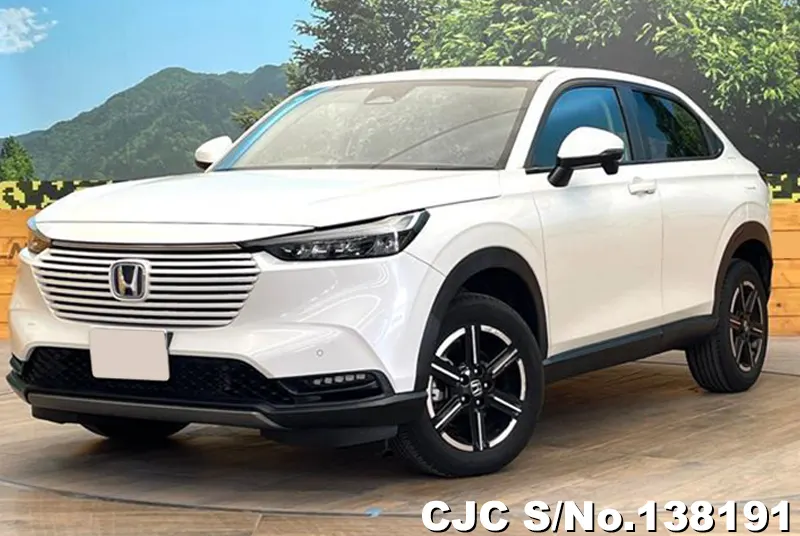 Honda Vezel in White for Sale Image 3