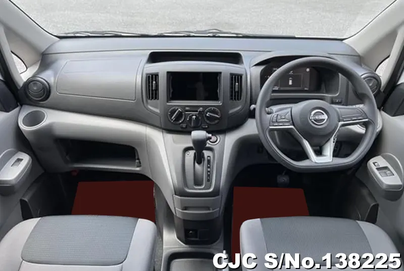 Nissan NV200 in White for Sale Image 8
