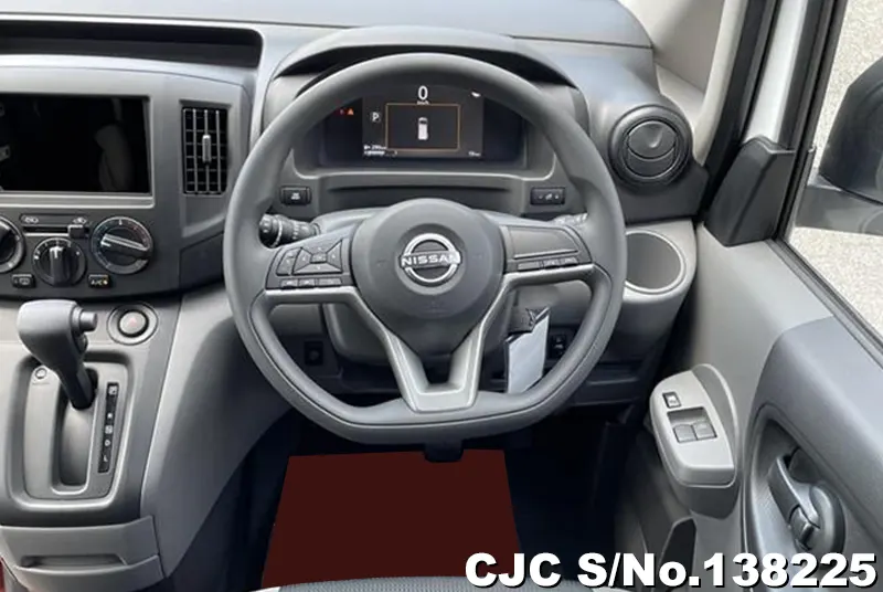 Nissan NV200 in White for Sale Image 12