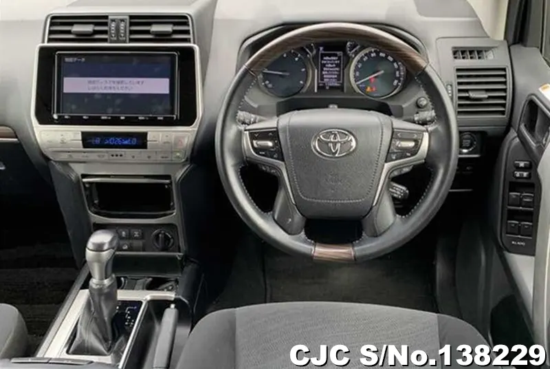 Toyota Land Cruiser Prado in Black for Sale Image 10