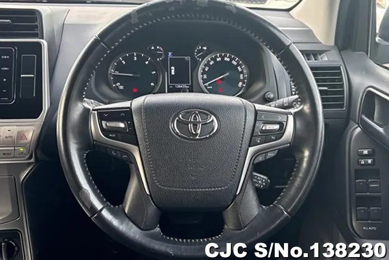 Toyota Land Cruiser Prado in Black for Sale Image 11