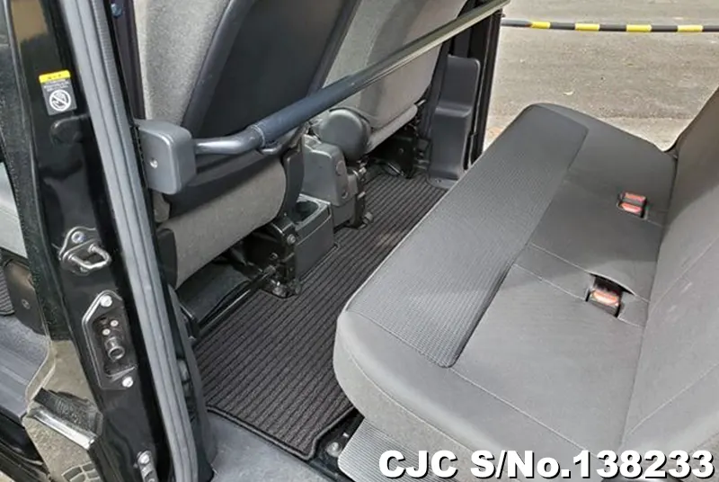 Nissan NV200 in Black for Sale Image 9