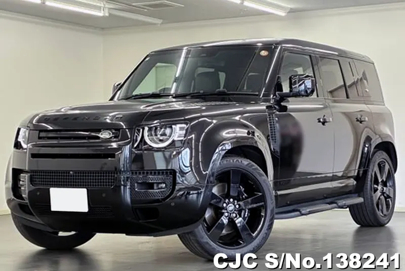 Land Rover Defender in Black for Sale Image 2