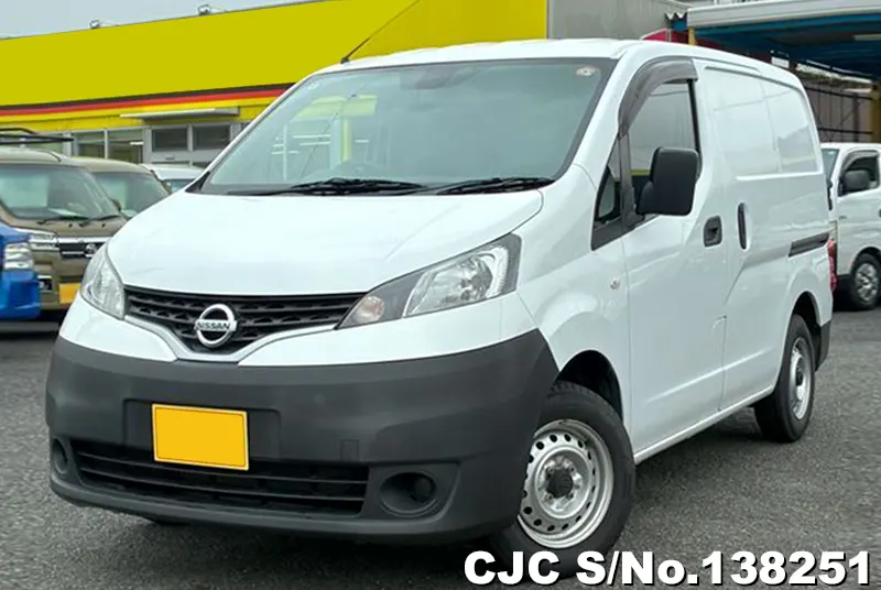 Nissan / NV200 2021