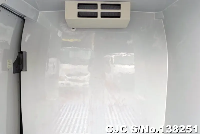 Nissan NV200 in White for Sale Image 6