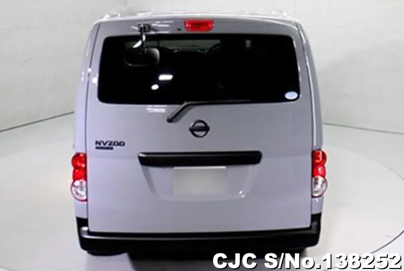 Nissan NV200 in Silver for Sale Image 5